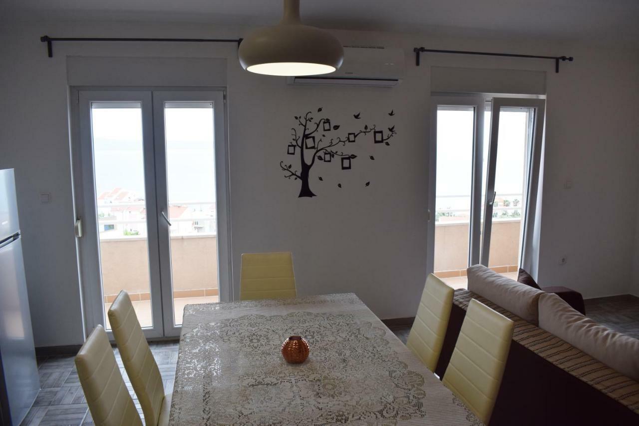 Apartman Dani-Podstrana Lägenhet Exteriör bild