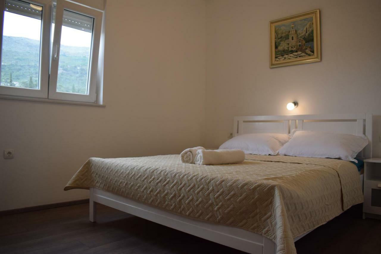 Apartman Dani-Podstrana Lägenhet Exteriör bild