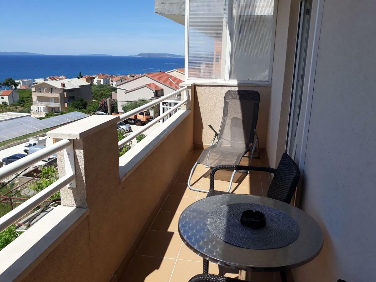 Apartman Dani-Podstrana Lägenhet Exteriör bild